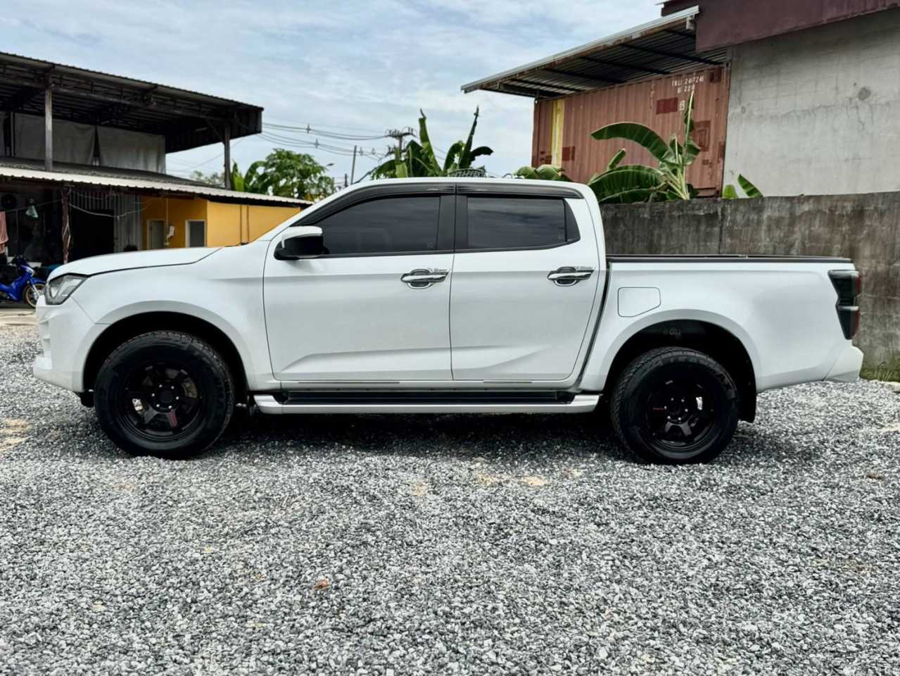 Isuzu All-New D-Max 4 ประตู ตัวสูง 2021