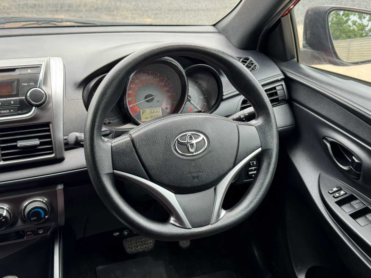 Toyota Yaris 2014
