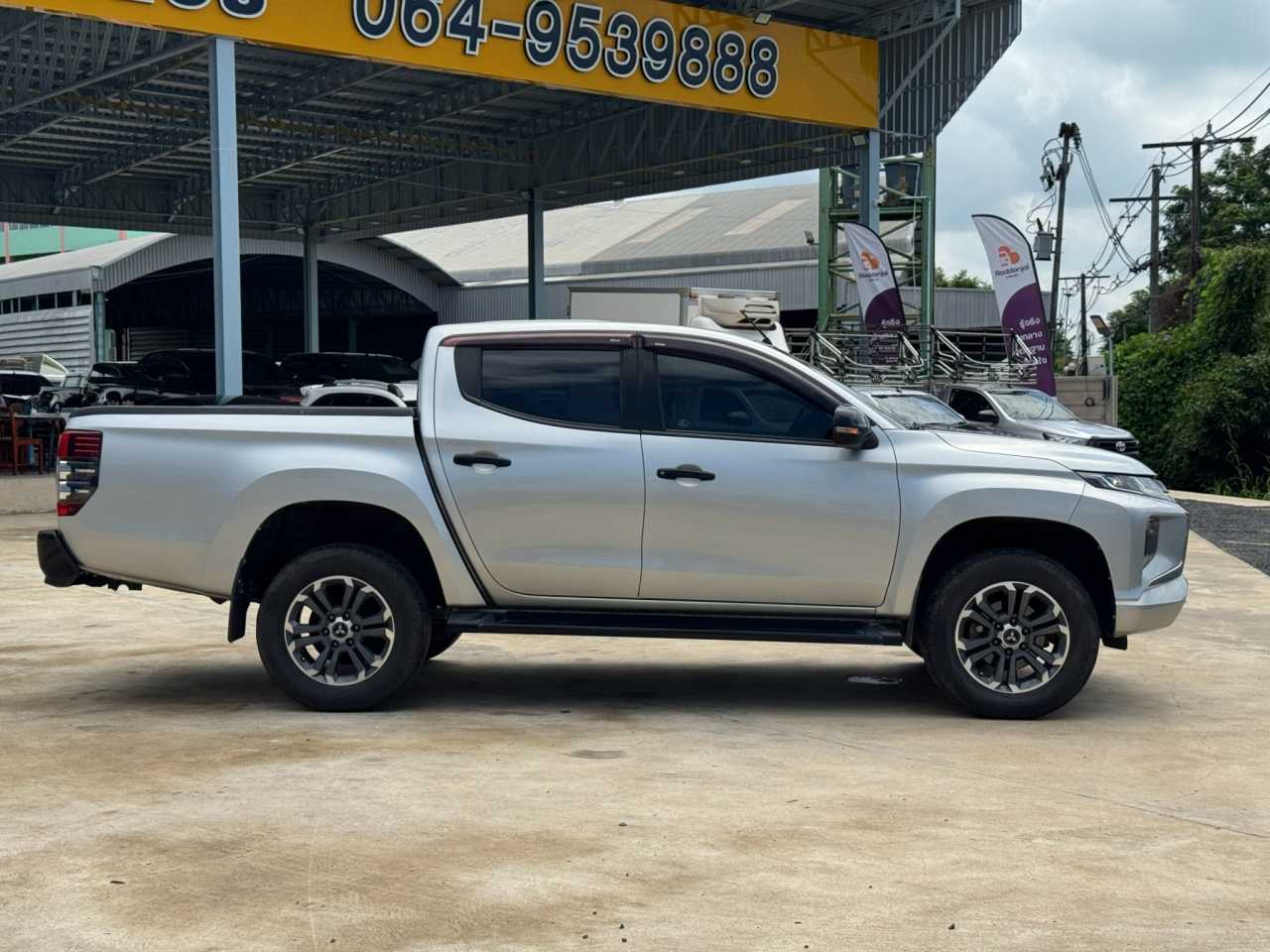 Mitsubishi All-New Triton 4 ประตู ตัวสูง 2022