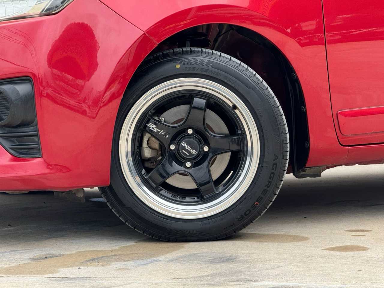Toyota Yaris 2014